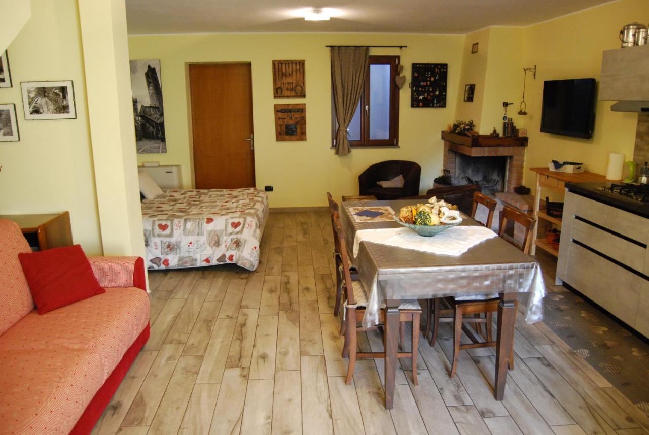 Ferienwohnung Casa Francesco Clanezzo Exterior foto